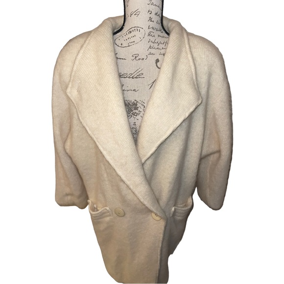 Hilda Ltd Wool Coat - Picture 2 of 6